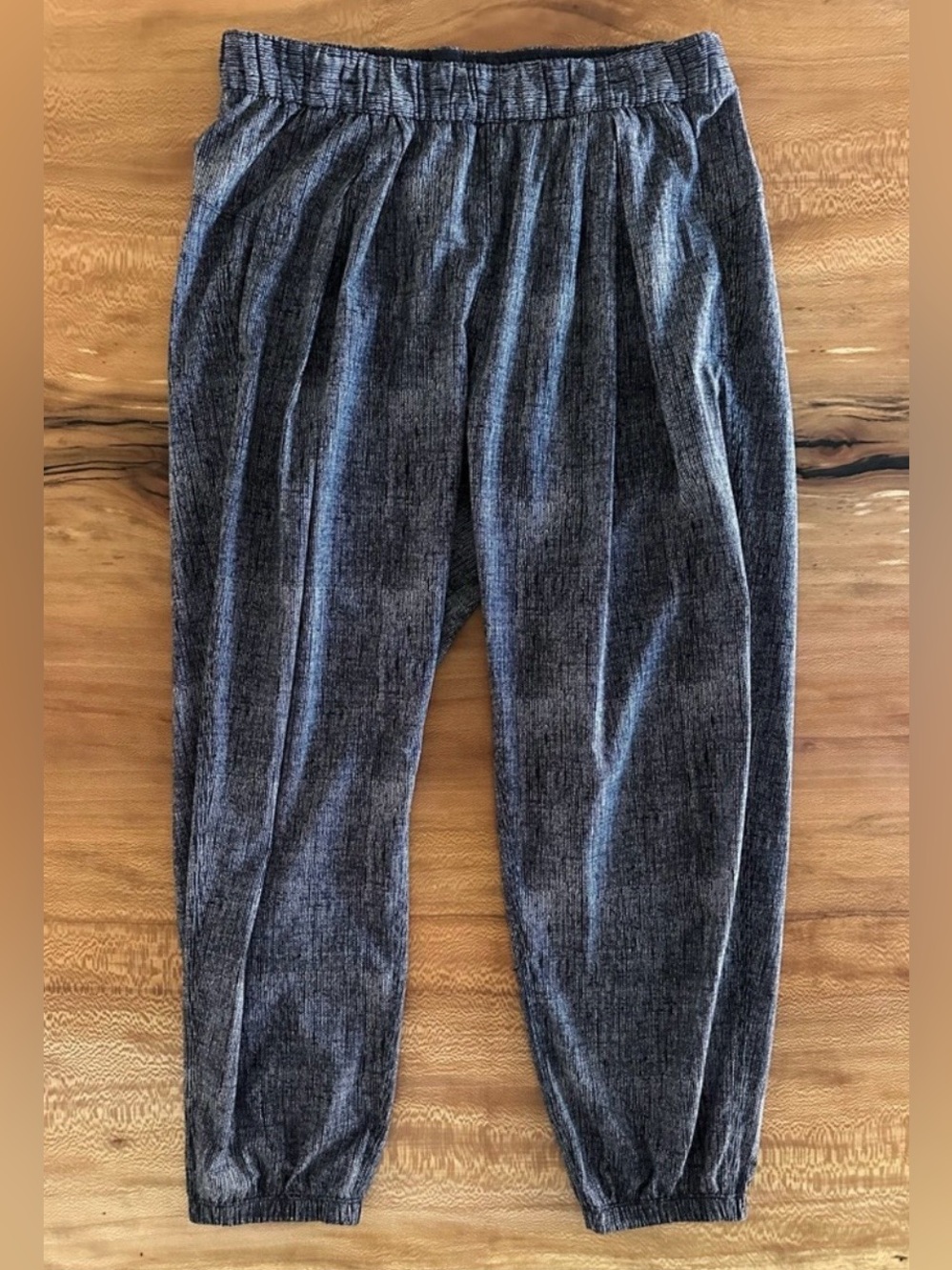 Lululemon Rollin' With My Omies Pant Joggers
Burlap Texture Black Dune/Black S:8 - Picture 15 of 16